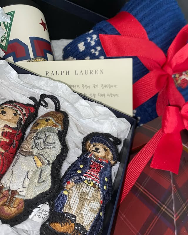 241228 bunny9tsuki instagram update

"🎄❤️🧸"

#TSUKI #츠키