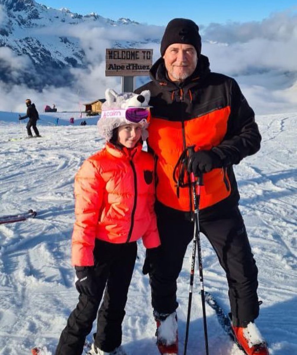 varbian12's tweet image. 