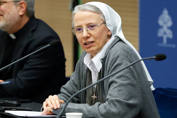 Pope Francis has appointed the first woman prefect of a Vatican dicastery: Consolata Missionary Sister Simona Brambilla, until now Secretary of the Dicastery for Institutes of Consecrated Life and Societies of Apostolic Life, is to become prefect of the same dicastery; Cardinal