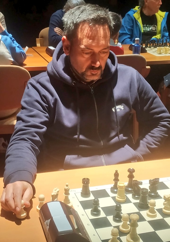 Club Ajedrez Vetusta (@vetustachess) on Twitter photo TORNEO DE REYES
IYAN GLEZ CAMPEÓN!
Se jugó en Avilés este torneo organizado x <a href="/CAEnsidesa/">ClubAjedrezEnsidesa</a> con 48 jugadores, 5 del <a href="/VetustaChess/">Club Ajedrez Vetusta</a>. <a href="/iyanastur7/">Iyanastur7</a> se alzó con la victoria con 8/9 💪🏻, 4° Nico Martín 6.6/9, Javi Glez 5.5/9, Ismael Martín 4/9 y Eric Martín 1.5/9
info64.org/torneo-de-reye… TORNEO DE REYES
IYAN GLEZ CAMPEÓN!
Se jugó en Avilés este torneo organizado x <a href="/CAEnsidesa/">ClubAjedrezEnsidesa</a> con 48 jugadores, 5 del <a href="/VetustaChess/">Club Ajedrez Vetusta</a>. <a href="/iyanastur7/">Iyanastur7</a> se alzó con la victoria con 8/9 💪🏻, 4° Nico Martín 6.6/9, Javi Glez 5.5/9, Ismael Martín 4/9 y Eric Martín 1.5/9
info64.org/torneo-de-reye…