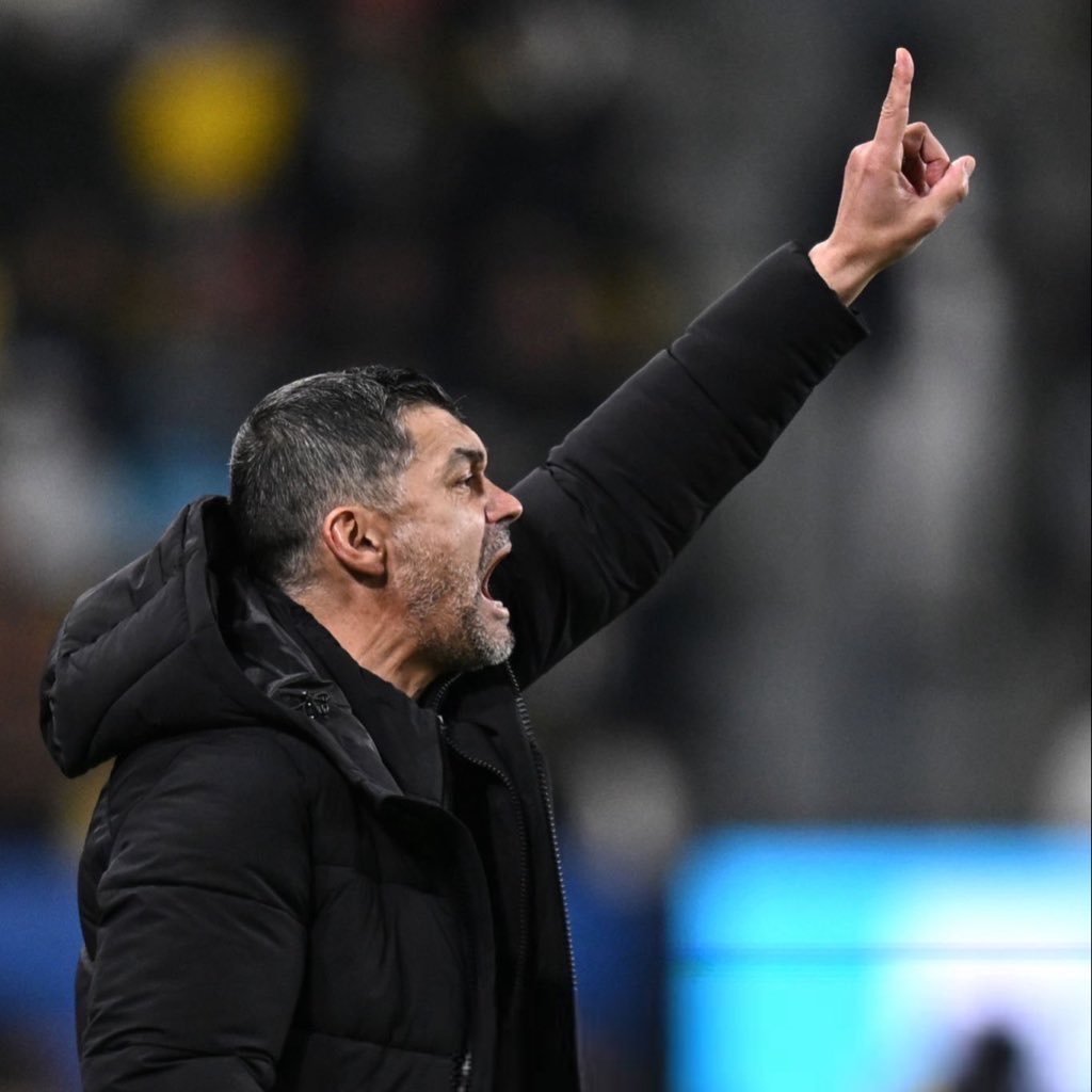 AC_MilanWorld's tweet photo. 🚨🚨🚨🚨ــــ بيبو فييري 🗣️:

ميلان اصبح علي قيد الحياة مع كونسيساو 🔥🔴⚫️ https://t.co/t8sOdoHgKq