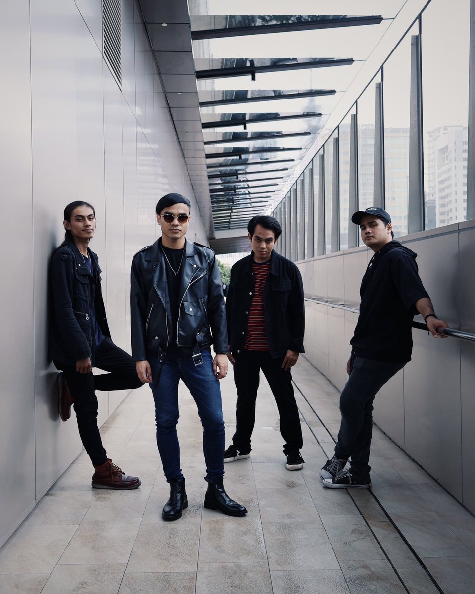 DES PANIK! 2025

See you soon!

#despanik #kakipanik #DesPanik10Tahun