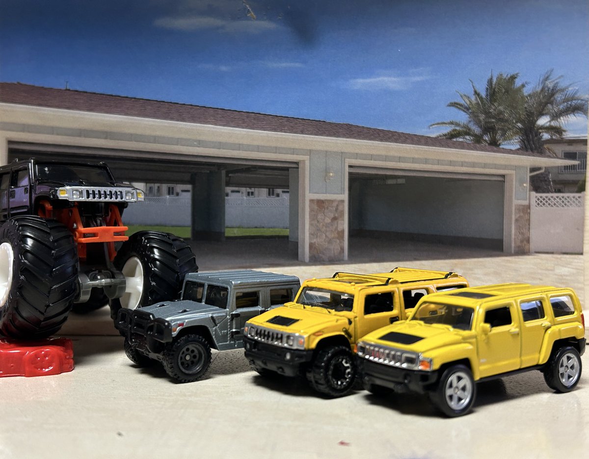 porschegmbh's tweet photo. #HotWheels #MOTORMAX
#WELLY #HUMMERs
お疲れ様です!いっぽうこちらでは懲りずにハマー会を開催👍でっかいことはいいことだ〜〜〜ア゙ア゙ア゙ア゙ア゙ https://t.co/nPjjJKpgTA