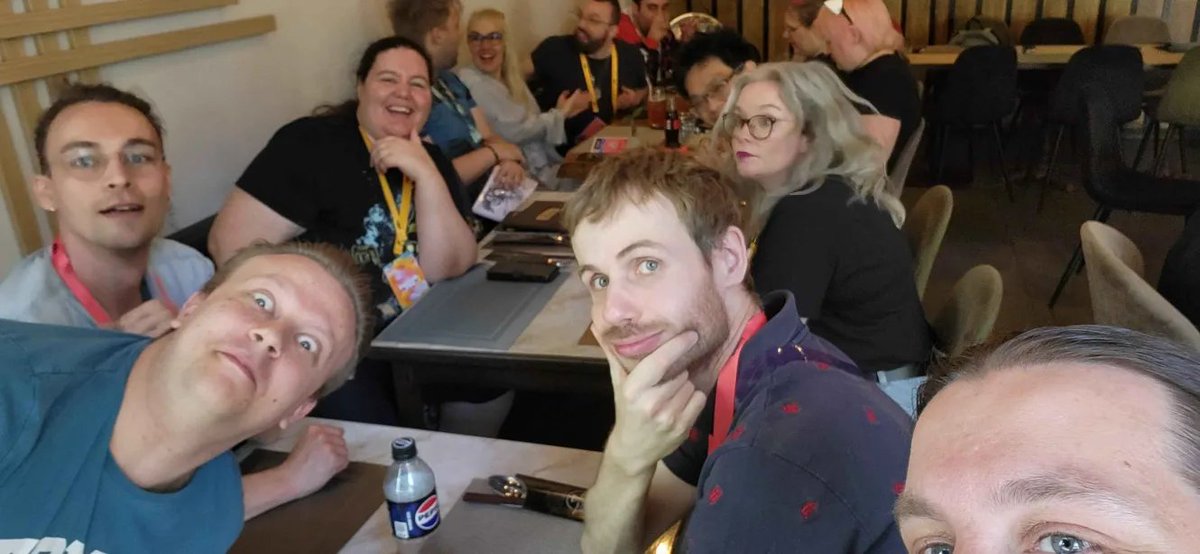 Ilixxie/Alexis tweet media