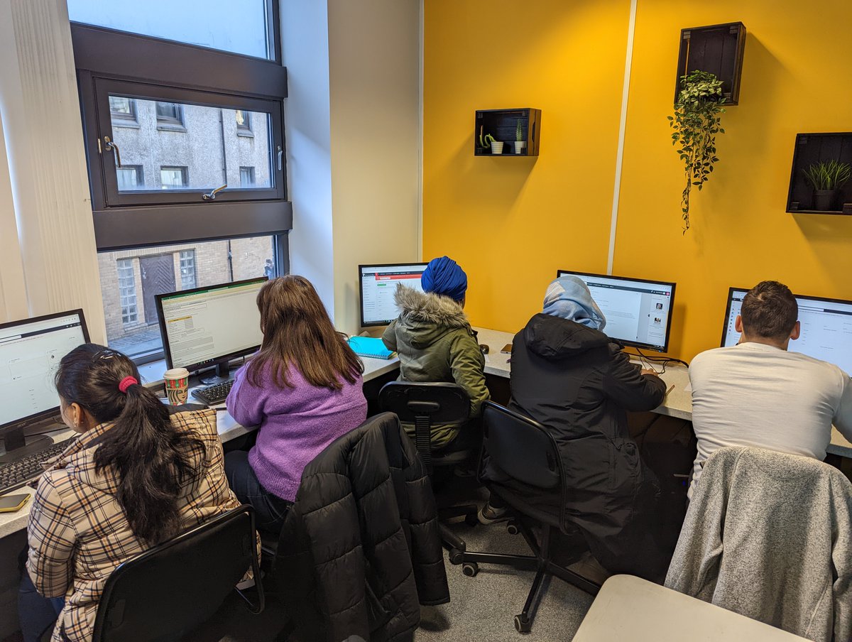 Access to Industry (@access2industry) on Twitter photo 📢 We have spaces on our Access Data courses, starting end Jan! Delivered w/ <a href="/edinburghcoll/">Edinburgh College</a> & funded by <a href="/DataCapitalEd/">DDI</a>, the courses support individuals in gaining crucial data skills:
Apply: bit.ly/3PvbM4t
Details: bit.ly/4eNW4fc
<a href="/data_schools/">DataEducationInSchools</a> <a href="/JoinedUpforJobs/">Joined Up for Jobs</a> 📢 We have spaces on our Access Data courses, starting end Jan! Delivered w/ <a href="/edinburghcoll/">Edinburgh College</a> & funded by <a href="/DataCapitalEd/">DDI</a>, the courses support individuals in gaining crucial data skills:
Apply: bit.ly/3PvbM4t
Details: bit.ly/4eNW4fc
<a href="/data_schools/">DataEducationInSchools</a> <a href="/JoinedUpforJobs/">Joined Up for Jobs</a>