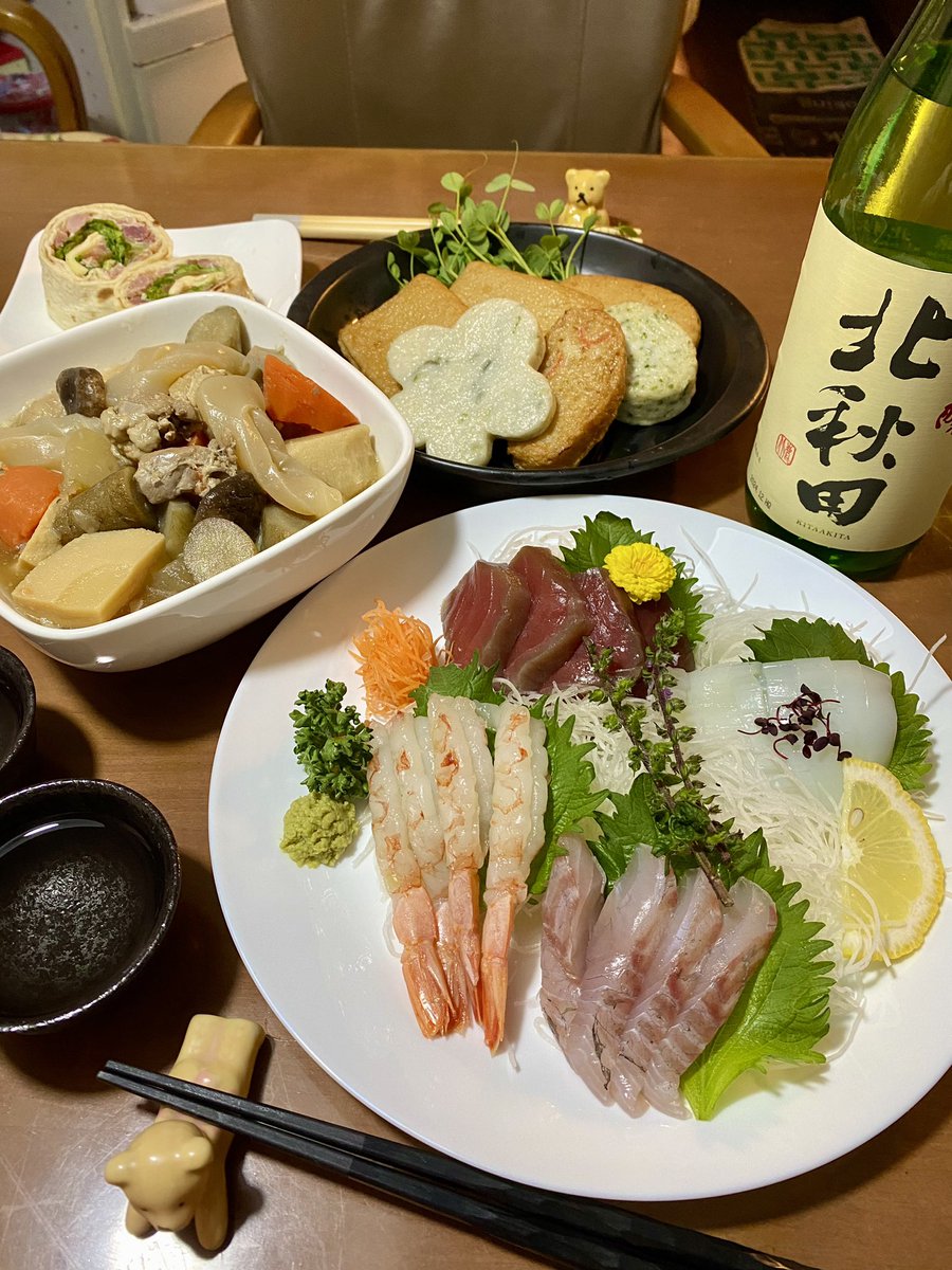 7NATADE's tweet image. 今日はお母さんと映画グランメゾンパリ見てから、実家で乾杯🍶🐟
ずっと楽しみにしてた映画！やっぱり料理は楽しいよなぁ👩🏻‍🍳