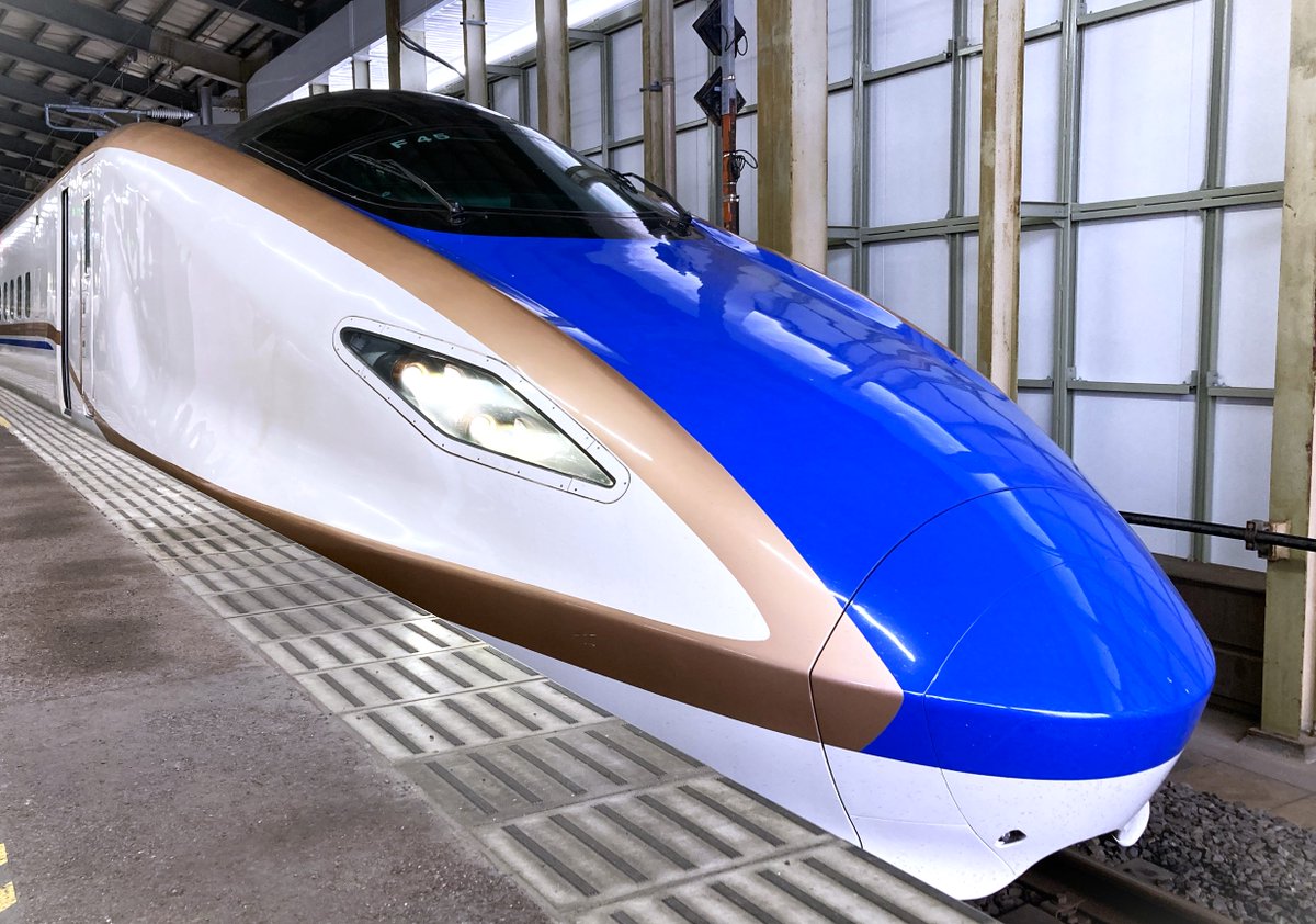 □ 新潟支社 年末年始期間のご利用状況 □ 期間中の新幹線・特急列車の