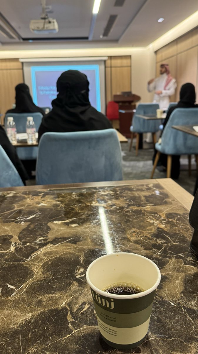 "التثقيف الصحي في الرعاية التلطيفية"

شكرًا لـ رواق المعرفة ولجميع الجهود القائمة على مثل هذه الدورات المفيدة 💡

جانب جديد من التثقيف الصحي، معلومات مثريّة وقيّمه جدًا.