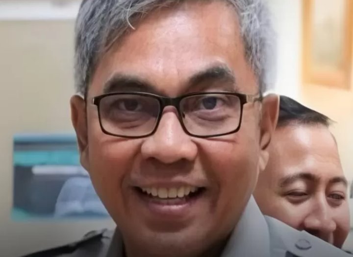 Opposisi6890's tweet photo. 16 rekening jokowi ama bini nya bisa loe cek @KPK_RI  dan @PPATK . https://t.co/pn3kOIp7wN