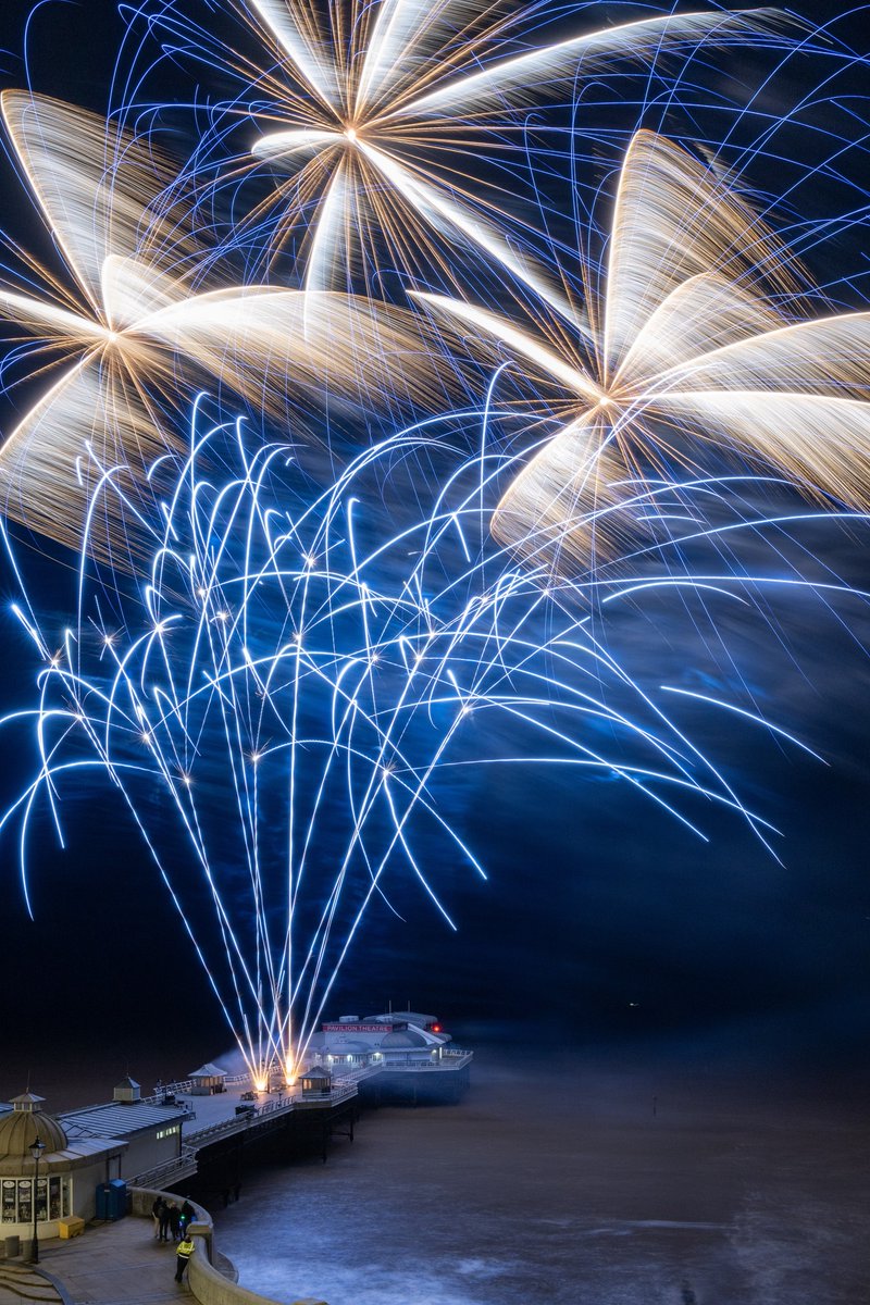 Titanium Fireworks (@titaniumfwks) on Twitter photo We delivered a firework display for <a href="/NYDFireworks/">NYD Fireworks Cromer</a> on Cromer Pier that lit up the skies. Thank you to everyone who joined us.
Please support this fantastic event - Get involved and help keep the tradition alive: justgiving.com/crowdfunding/c…
📸Photo taken by Ashley Pickering We delivered a firework display for <a href="/NYDFireworks/">NYD Fireworks Cromer</a> on Cromer Pier that lit up the skies. Thank you to everyone who joined us.
Please support this fantastic event - Get involved and help keep the tradition alive: justgiving.com/crowdfunding/c…
📸Photo taken by Ashley Pickering
