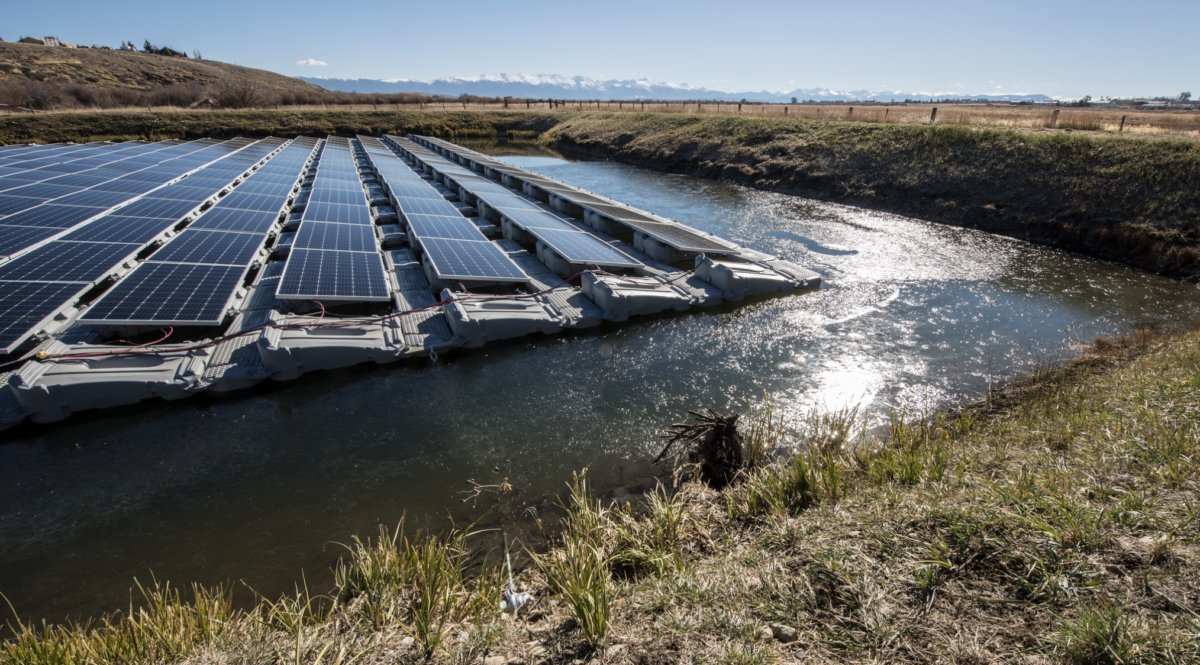 SolarWithEm tweet picture