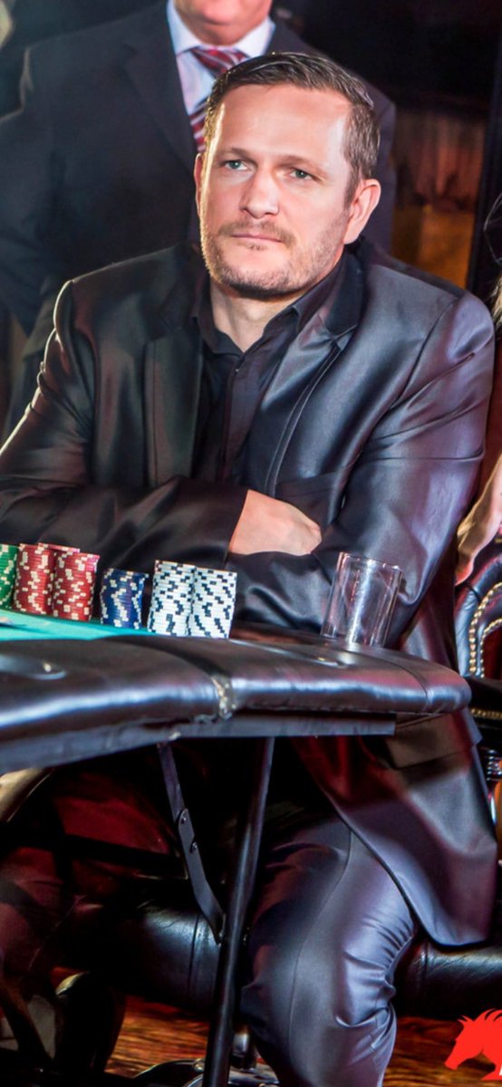 Mrsatinlover's tweet photo. Ian Scott in stunning shiny Suit https://t.co/avVVm0krP4