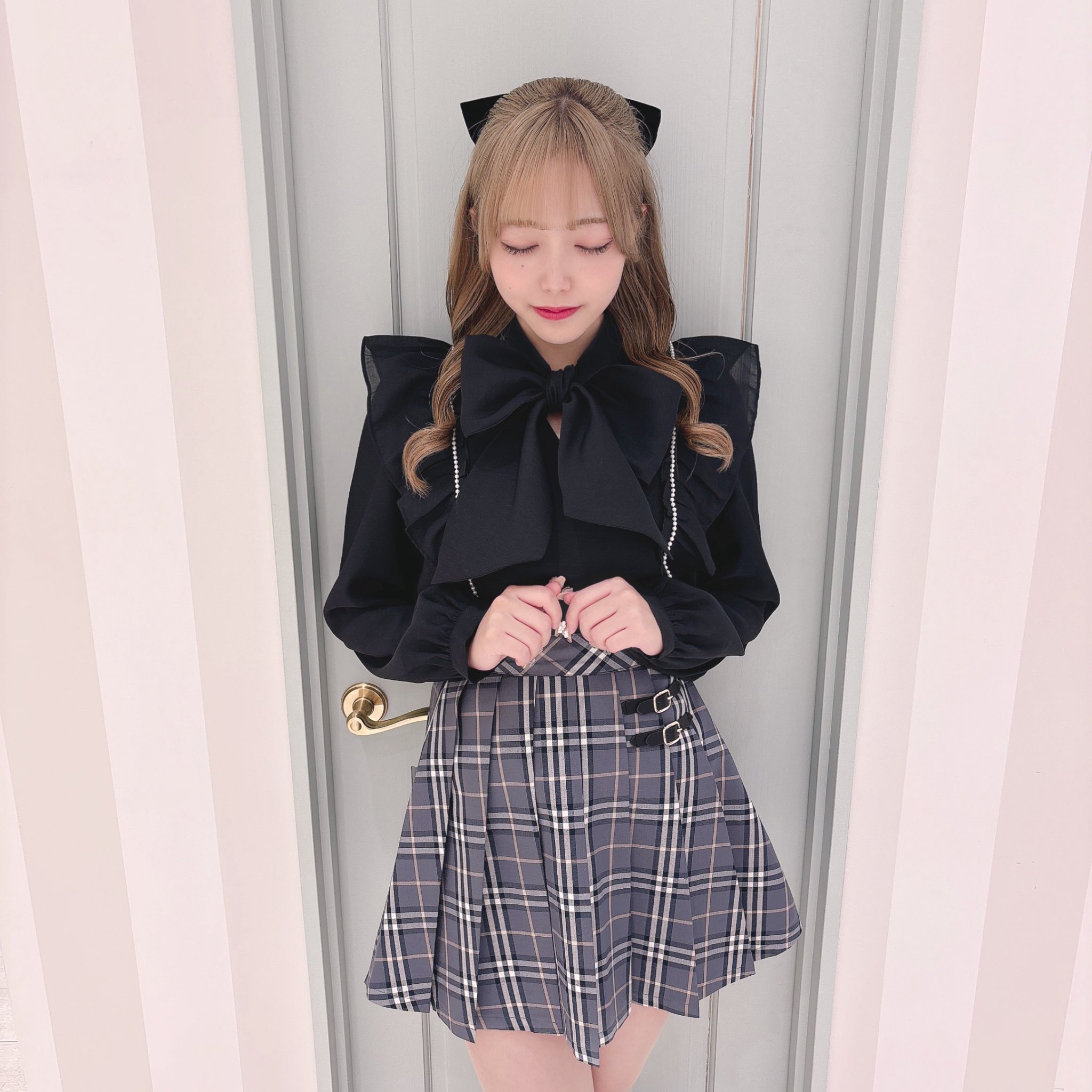 【コーデのアクセントに♪】LV × セリーズミニミラー 足元ライトとしてもOK！センサー付き可愛いライト 》 ライト