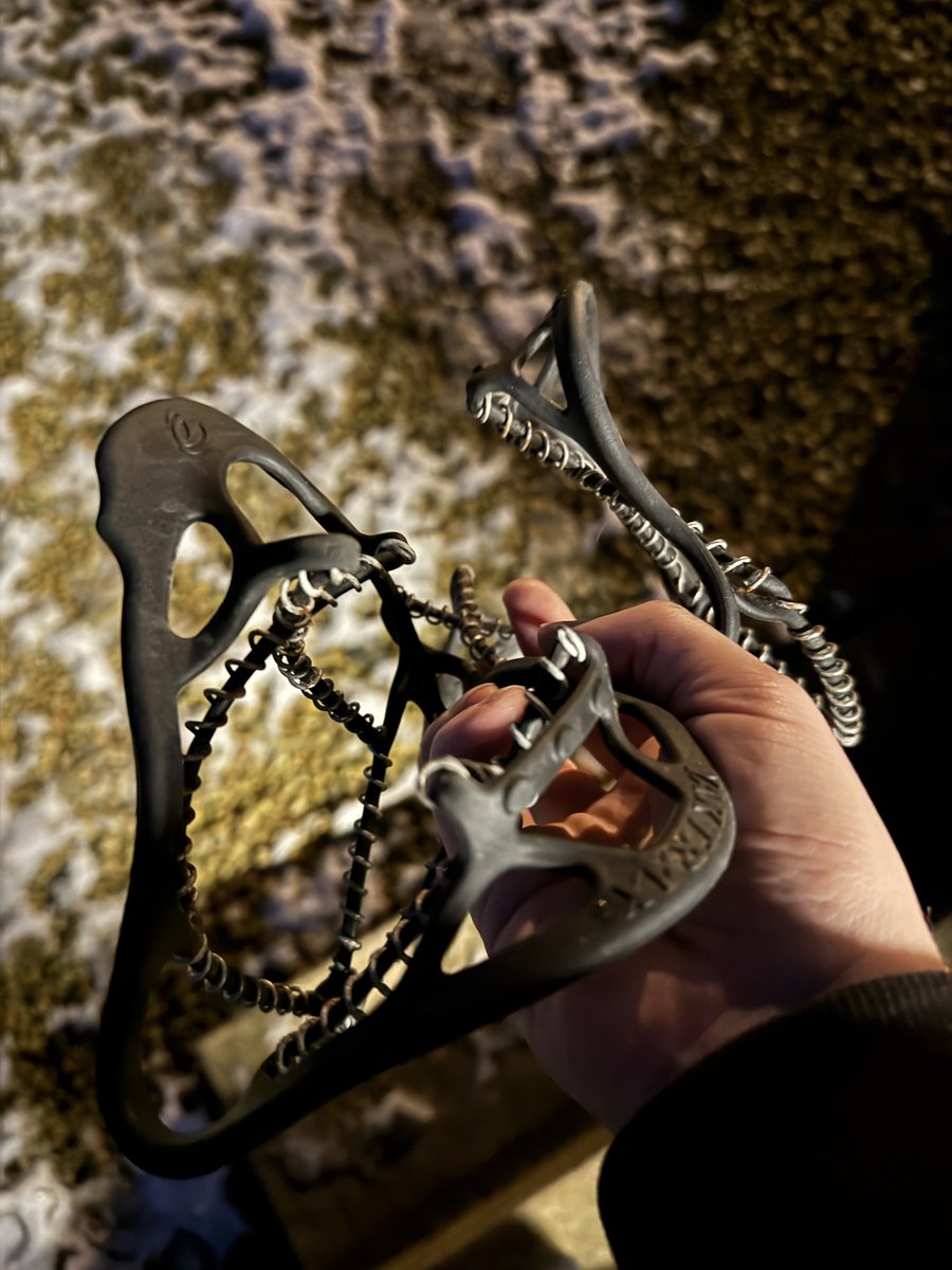 Ice here in Carlow this morning and keeping these from 2010 for the shoes might come in handy next few days as colder temps move in.