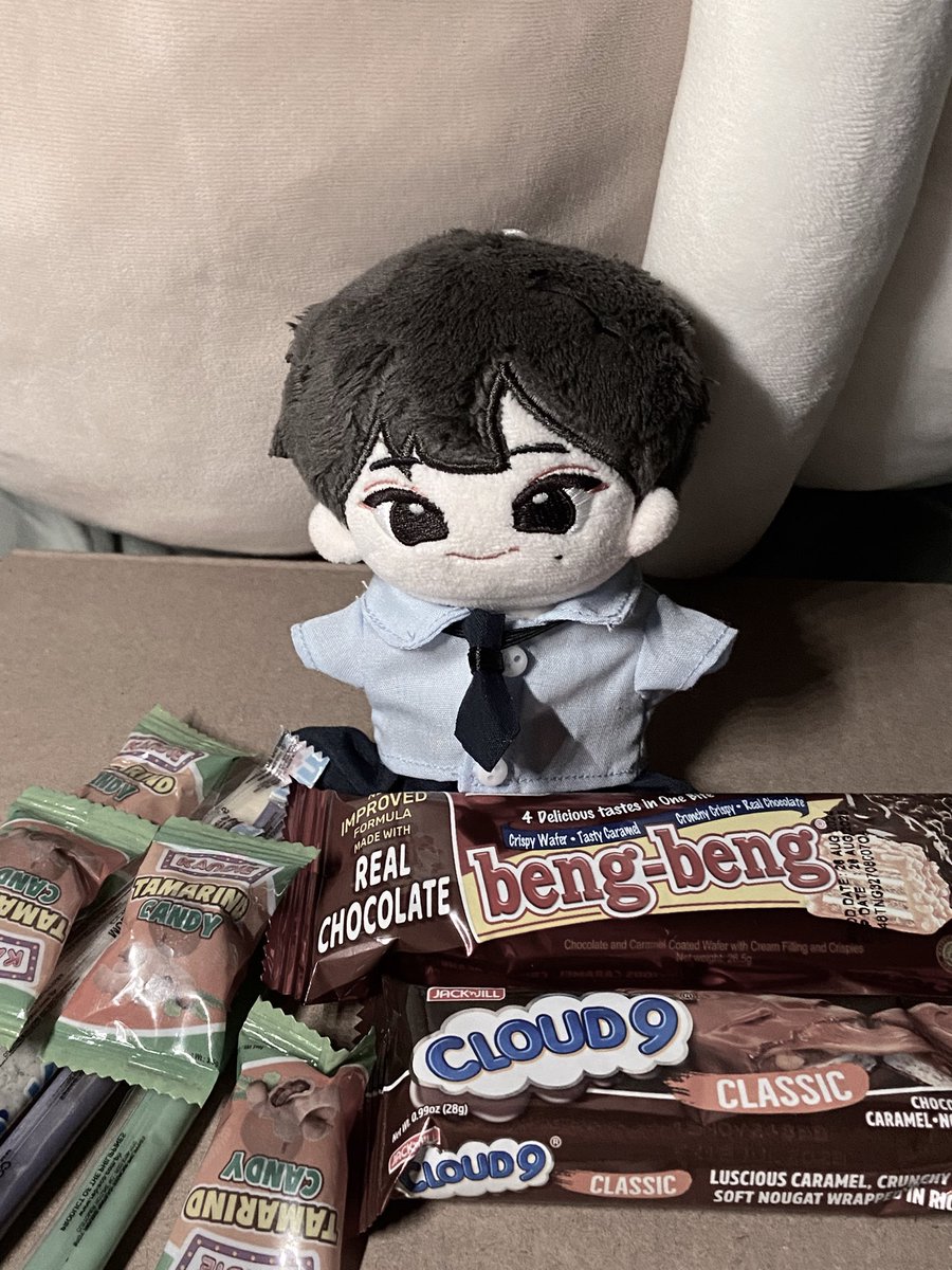 wonikittens's tweet photo. dumating na yung doll clothes ni bb sunny!!! 🥹🤏🏻 thank you so much sana sinabay mo na si hongdouni feeling ko gusto niya na umuwi sa fav niyang mommy 😽 (lock ur doors) @sunwinkfairy #renchieved https://t.co/VDLDdmtRgk