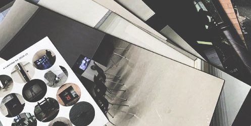 Giselxle's tweet image. "(...) 그리고 내 노래는 네가 더 이상 없는 텅 빈 𝗻𝗶𝗴𝗵𝘁, 속으로 떠돌아다닌다."