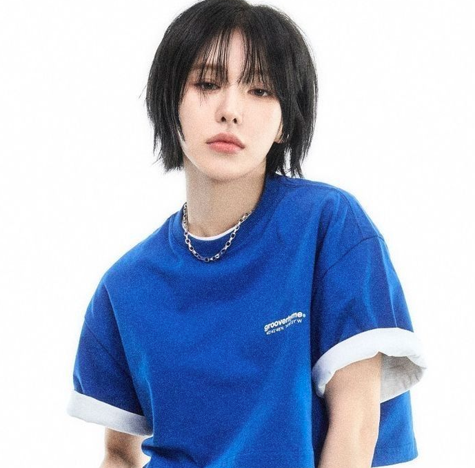 AboutMusicYT's tweet photo. Red Velvet's Wendy and Girls Generation's Taeyeon won't attend SMTown Live. https://t.co/z6mwNIId3l