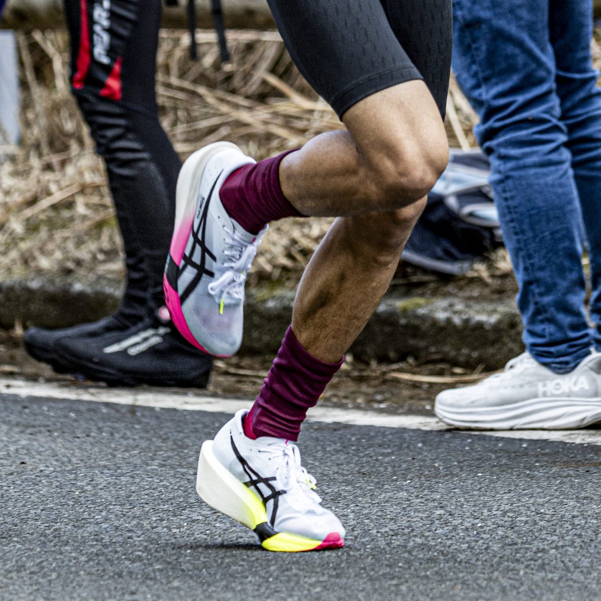 箱根駅伝5区専用メタスピード（プロト）。箱根駅伝は世界陸連の