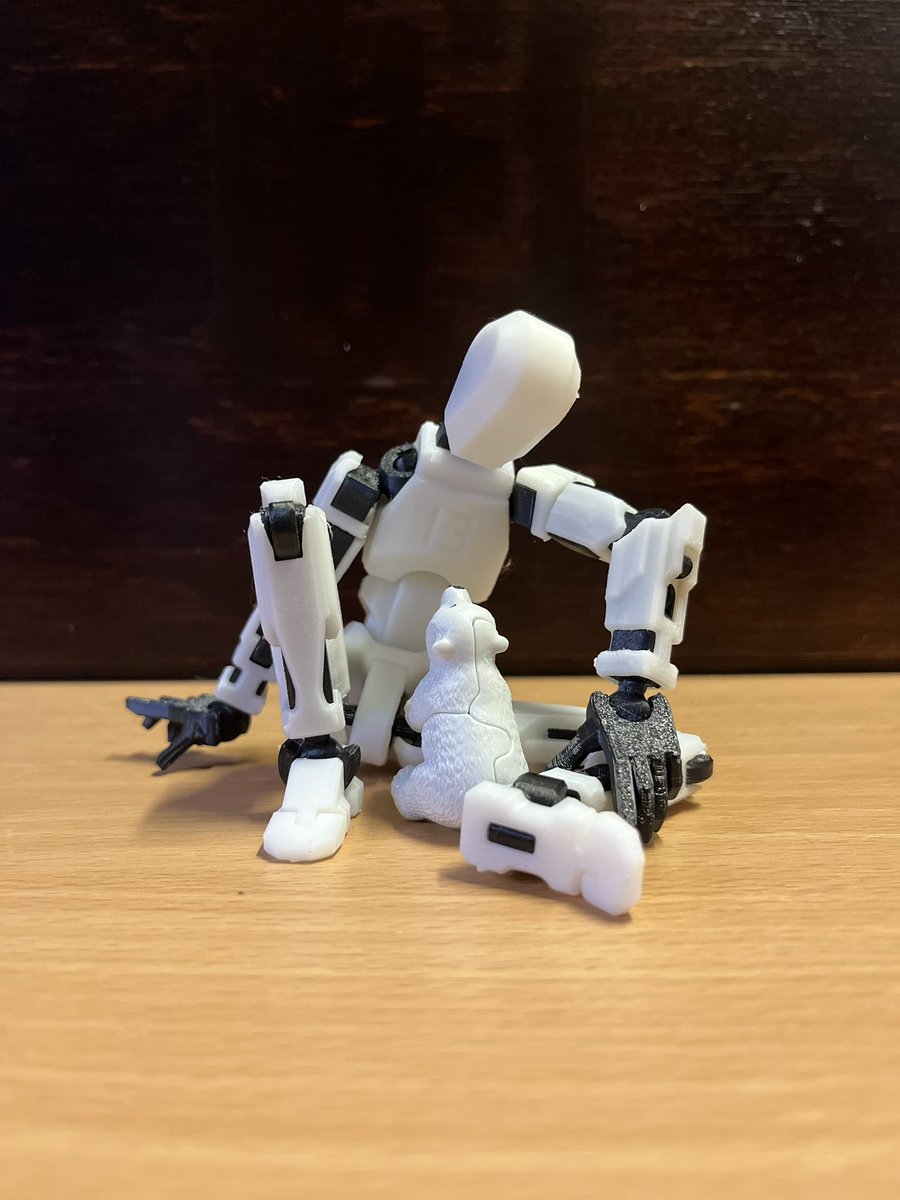 ImNorb's tweet photo. The famous DUMMY 13.

Model by soozafone : https://t.co/S9UzN8KrS7 https://t.co/EJSxFpBVLq