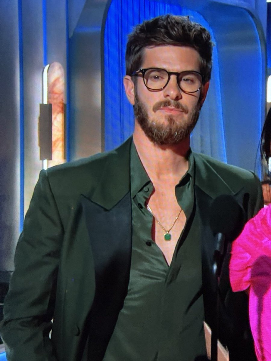 mary_con69's tweet photo. RAW. next question. 

Yea fuck Tom Holland bring back this Spiderman fr 🫦

#GoldenGlobes2025 https://t.co/5ncnRuKBK7