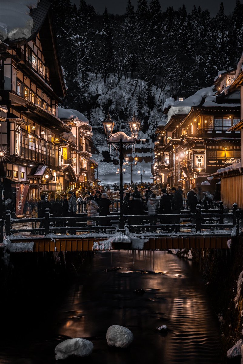 美しき銀山温泉の夜