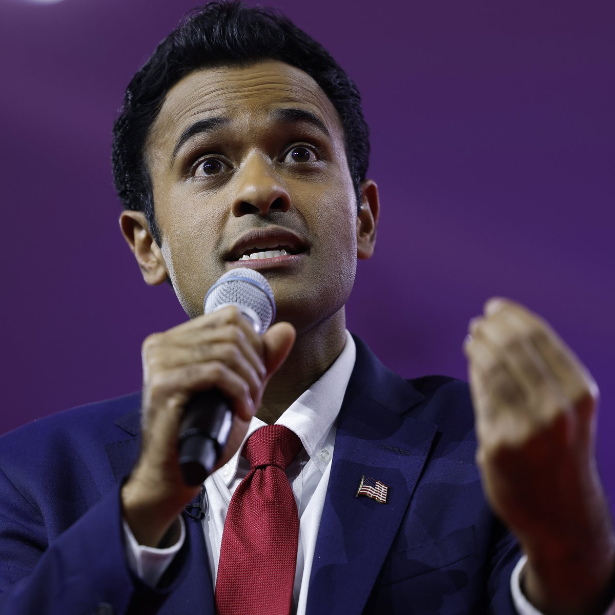 Web3TokenTrader's tweet photo. BIG NEWS: Strive (Vivek Ramaswamy's firm) is trying to launch a Bitcoin Bond ETF! https://t.co/UMZOcaen8n