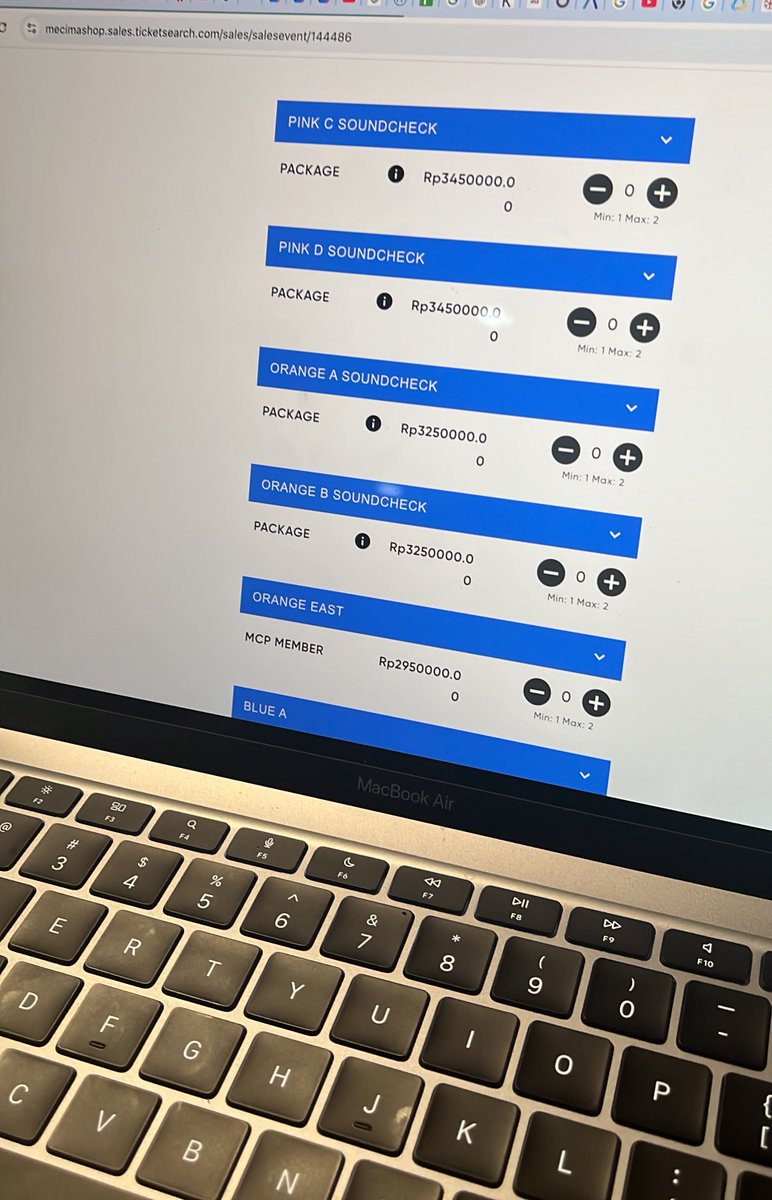 negaintropy's tweet image. guys aku lg nongkrong di milih tiket, klo ada yg mau tell me yahh. trusted kokk ini membershipnya jugaa