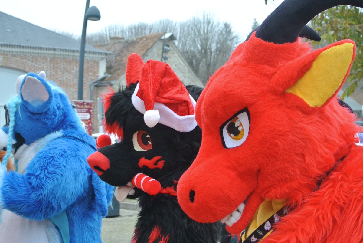 Zorak Karter 🐾🔥 (Soon Fauntastic and Furfurieux) (@zorakkarter) on Twitter photo 🇫🇷 Deux magnifiques photos de la fin de l'année dernière 🎉❤
🇬🇧 Two magnificent photos from the end of last year 🎉❤
With <a href="/Alriou_Furry/">🐉Alrïou🐳</a> and <a href="/Teras_Saura/">Teras Saura 🐲</a> 🐾💗
📸 : <a href="/AurwooCariboo/">Aurwoo Cariboo 🇫🇷🦌</a> ✨
#fursuit #furry #fursuits 💖 🇫🇷 Deux magnifiques photos de la fin de l'année dernière 🎉❤
🇬🇧 Two magnificent photos from the end of last year 🎉❤
With <a href="/Alriou_Furry/">🐉Alrïou🐳</a> and <a href="/Teras_Saura/">Teras Saura 🐲</a> 🐾💗
📸 : <a href="/AurwooCariboo/">Aurwoo Cariboo 🇫🇷🦌</a> ✨
#fursuit #furry #fursuits 💖