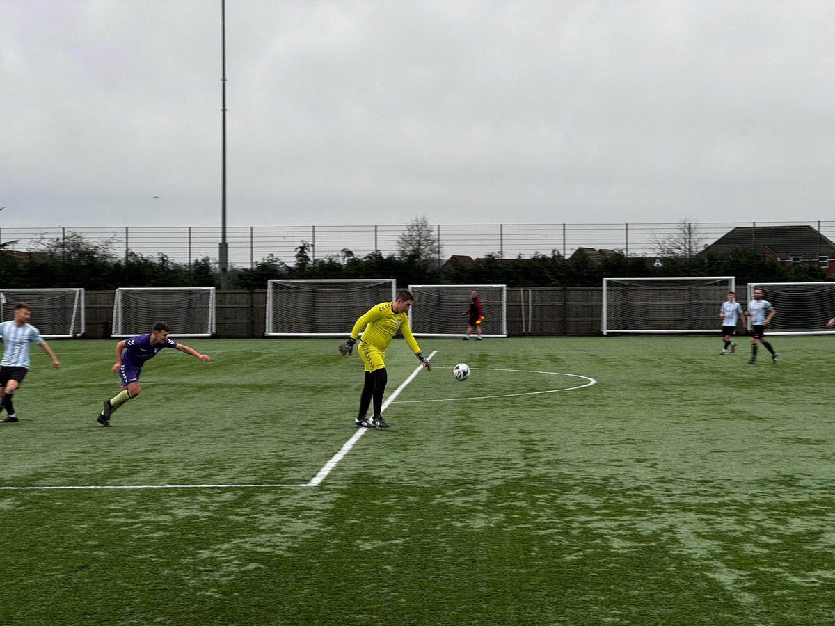 Longwell Green Sports B tweet media