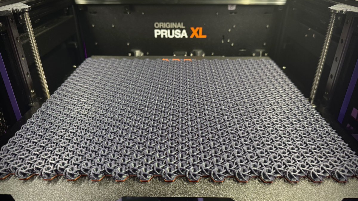 ItsBoyinSpace tweet media