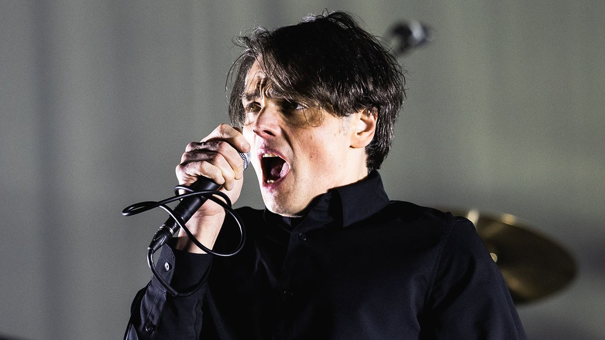 rocksound's tweet image. Gerard Way is among the voice cast for a new ‘Dungeons &amp;amp; Dragons’ pinball machine rocksound.tv/news/gerard-wa…