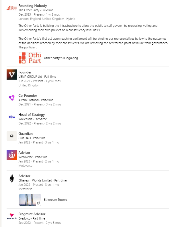 moonchasers24's tweet photo. @IncomeSharks @DjGriffith Not sure what to make of one of the co-founders having several roles, albeit most seem to be advisory. Prefer management to be solely focused on the project. https://t.co/FhnSOfszR3