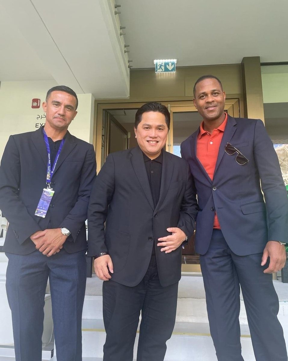 🚨 HERE WE GO : Patrick Kluivert akan menjadi pelatih baru timnas Indonesia dengan kontrak selama 2 tahun + opsi perpanjangan 2 tahun. ➡️🇮🇩

Perkenalan pada tanggal 12 Januari. ⏳

📝 <a href="/FabrizioRomano/">Fabrizio Romano</a>