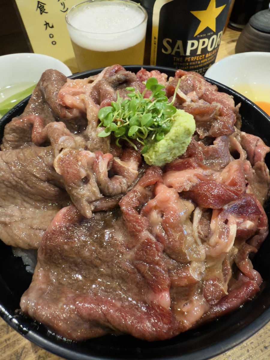 博多炊き餃子 池ぽんの牛丼