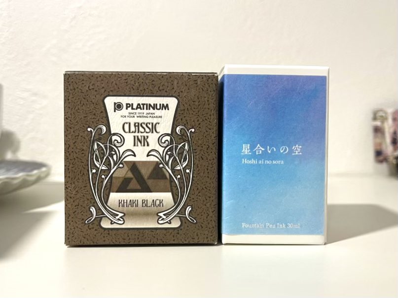 _micolo's tweet image. Giptから誕生日プレゼントをいただきました🎁✨
しおさばさんありがとうございます！✧

星合いの空は特に欲しかったインクです💎
どちらも描くのが楽しみです✨
落ち着いたらお礼イラストを描かせていただきます！(*´꒳`*)
本当にありがとうございました😭✨