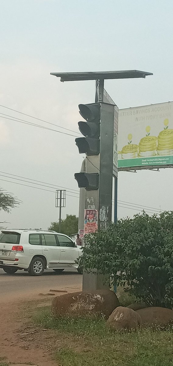 okwahi's tweet photo. Instead of bringing back our traffic lights, we're here issued with driving license limits why lakin #SSOT Oops! #SSOX https://t.co/WdWA9XLnJ5