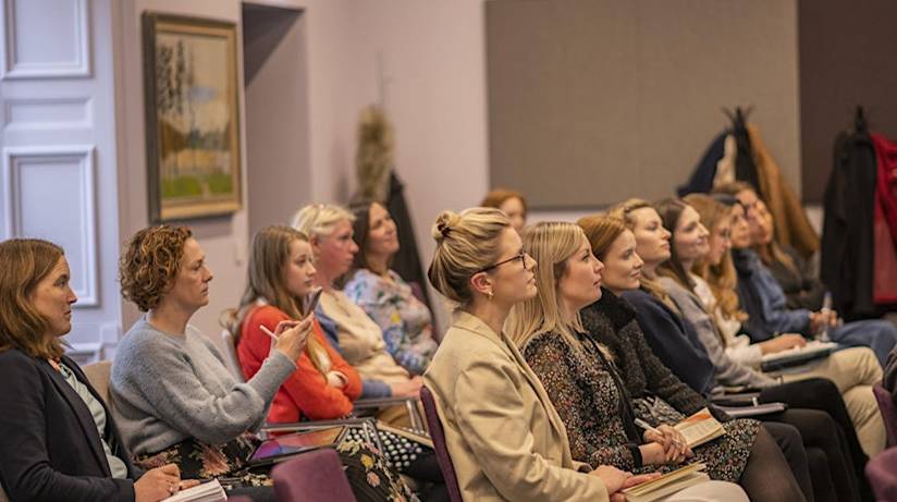 Mint Ventures (@mintventures) on Twitter photo Still time to book! Start the New Year by investing in yourself and other women!
How to become an Angel Investor and Investing in start-ups - the myths exposed!
📌 ONLINE and FREE to attend.
đź“… Wednesday 8th January | 1pm
eventbrite.co.uk/e/110917902732…
<a href="/BritishBBank/">British Business Bank</a>
<a href="/scotent/">Scottish Enterprise</a> Still time to book! Start the New Year by investing in yourself and other women!
How to become an Angel Investor and Investing in start-ups - the myths exposed!
📌 ONLINE and FREE to attend.
đź“… Wednesday 8th January | 1pm
eventbrite.co.uk/e/110917902732…
<a href="/BritishBBank/">British Business Bank</a>
<a href="/scotent/">Scottish Enterprise</a>