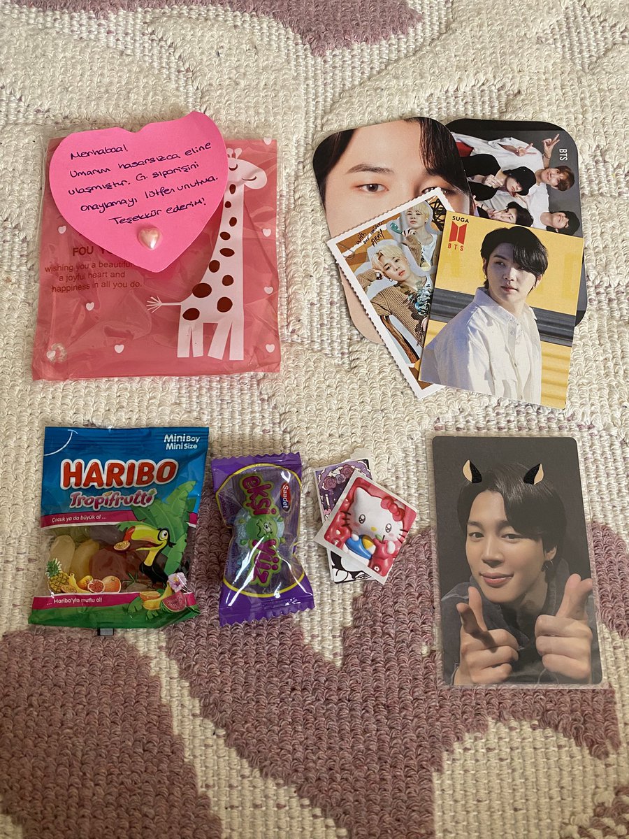 Minnoşuma kavuştuğum için çok mutluyum🫶🏻hediyeler için teşekkürler🩷 <a href="/visiqnario/">Carmen⁷🇹🇷//𝘣𝘵𝘴 𝘺𝘦𝘢𝘳🔮🌈</a>