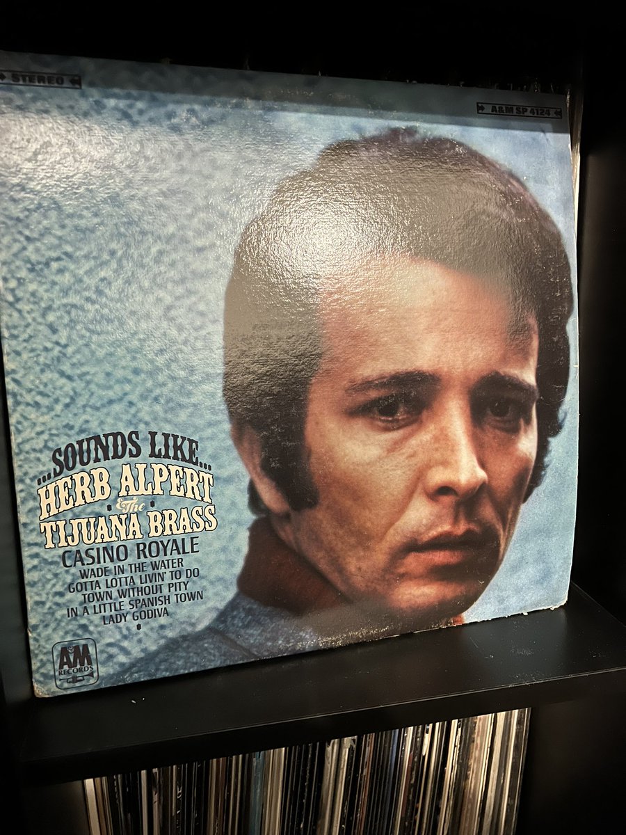 takuraw_1118's tweet image. 2025年１枚目のレコードはコチラ💁
やっと買えました例のネタ、店頭で買いたかったってのがホンネですがスマホいじってたら見つかったのでポチッと。
（意外と店頭にないのよ…）

買った翌日には届くって、ホントにお店の方には頭が下がります🙇‍♂️

#HIPHOP #SamplingSource