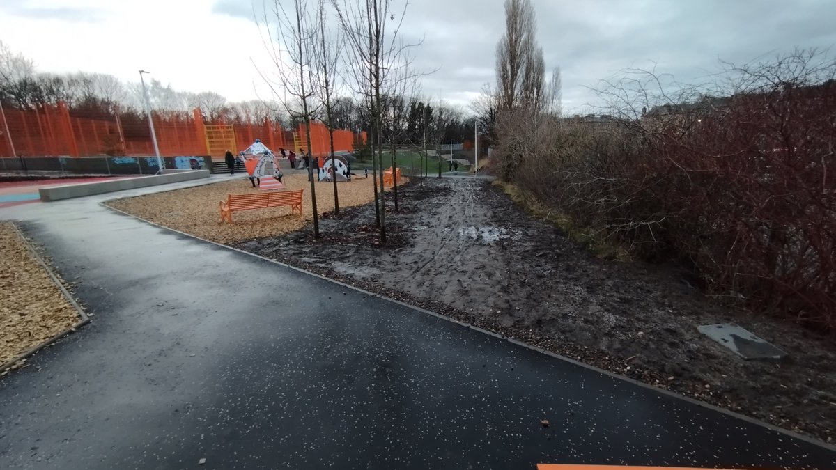 Fountainbridge (@fountainbridge) on Twitter photo Desire Line = Failed Design
This shouldn't happen on a brand new active travel project.
Dalry Community Park, Edinburgh
<a href="/thecockburn/">Cockburn Association (The Edinburgh Civic Trust)</a> <a href="/LivingStreetsEd/">Living Streets Edinburgh</a> <a href="/GDCC_/">Gorgie Dalry Community Council</a> Desire Line = Failed Design
This shouldn't happen on a brand new active travel project.
Dalry Community Park, Edinburgh
<a href="/thecockburn/">Cockburn Association (The Edinburgh Civic Trust)</a> <a href="/LivingStreetsEd/">Living Streets Edinburgh</a> <a href="/GDCC_/">Gorgie Dalry Community Council</a>