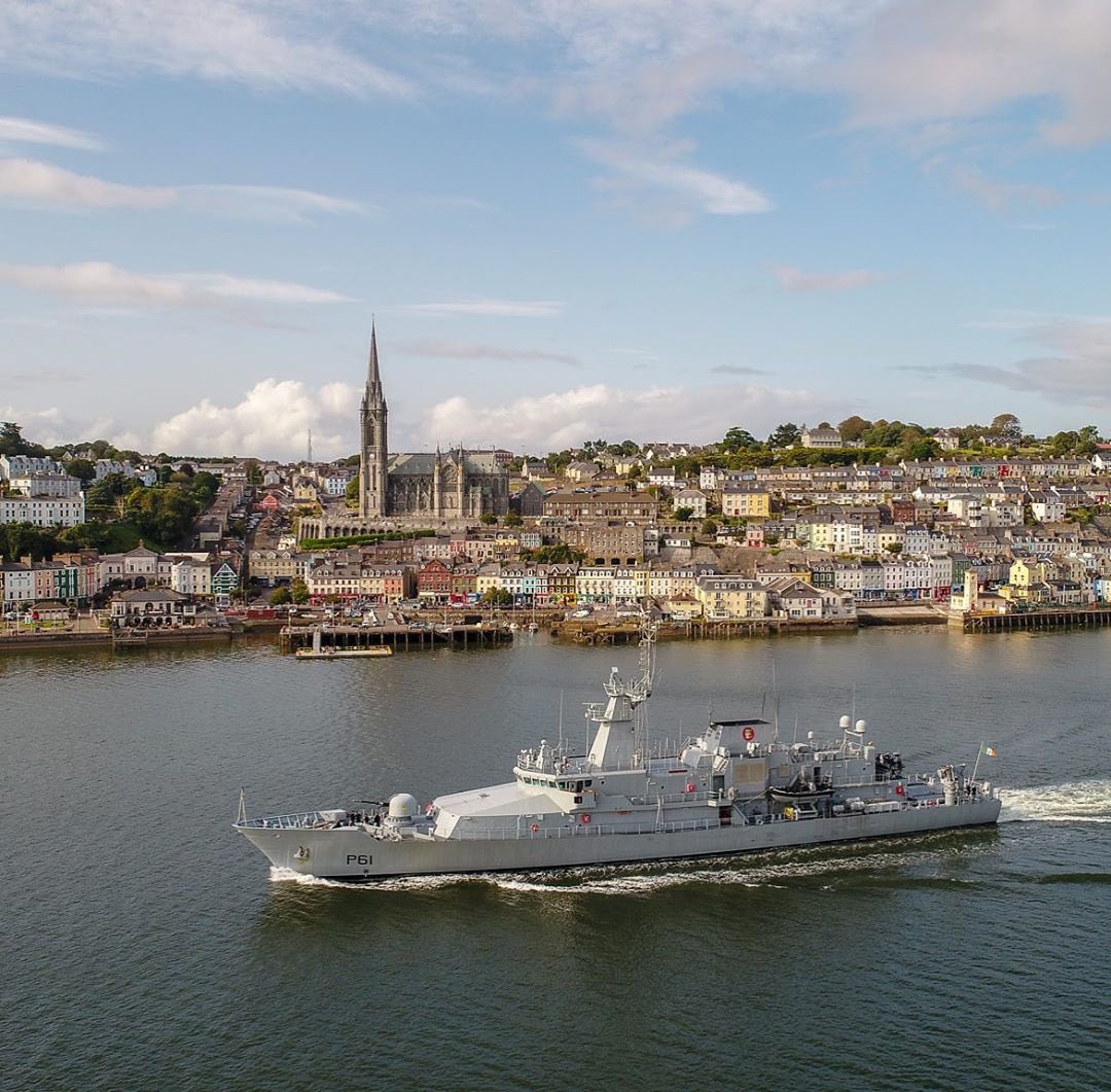 itsjohncrotty's tweet image. Cobh is the beautiful departure town for Spike Island

- Largest emigration port in our history, over 2.5 million departing 
- Final stop of the Titanic
- Surrounded by one of the largest natural harbours in the world 
- Home to the Irish Naval Service

#cobh #cork #ireland