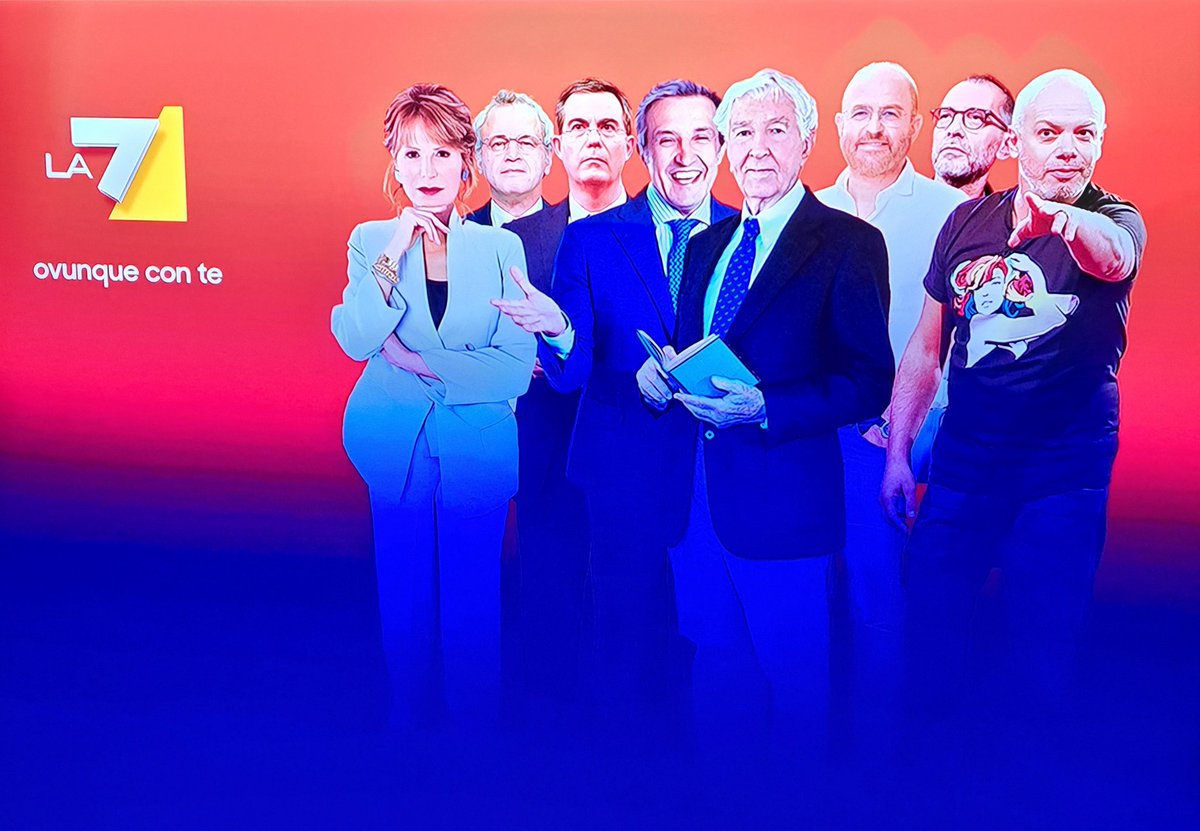 anpaca59's tweet image. Accendo la tele e mi salta fuori questa roba. Meglio tirare una martellata allo schermo o chiamare un esorcista? #la7tv #bastakomunisti