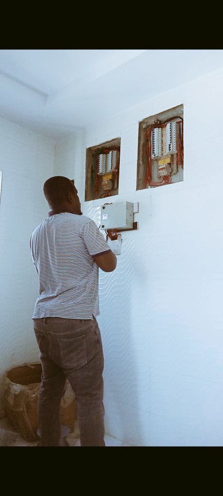 HoloCompanies's tweet image. ALMOST THERE!
We're excited to share the progress of our latest residential electrical wiring and lighting project! Our experts have worked tirelessly to deliver a safe, efficient, and beautifully lit home. Stay tuned. #ElectricalWiring #LightFittings @InsideOsogbo 09049316526