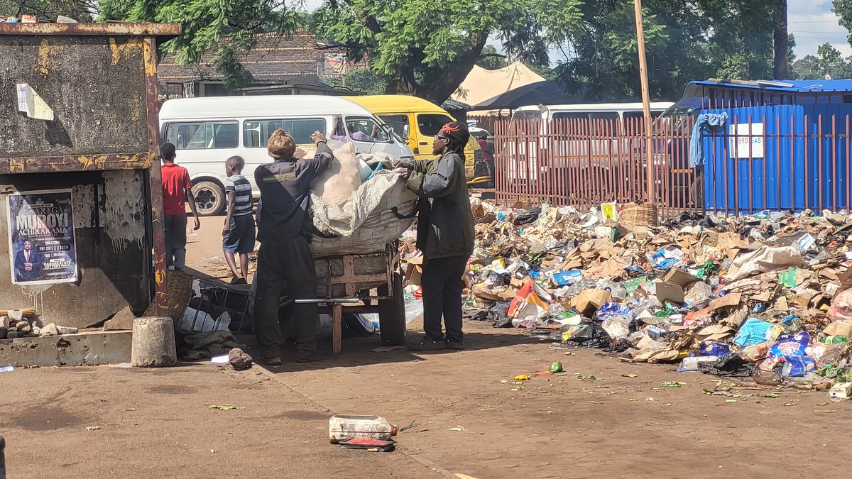 network for environmental and climate justice (@networkforenvi1) on Twitter photo Uncollected garbage at Warren Park 1 shops has become a common sight and this is a huge health hazard to residents. <a href="/EMAeep/">E.M.A</a> <a href="/cityofharare2/">City Of Harare SunshineCity</a> <a href="/gama_stanley/">Stanley Gama</a> urgent action is needed to avoid a huge health disaster here.
<a href="/ChraHarare/">CHRA Harare</a> <a href="/ShumbaPrecious/">Precious Shumba</a> <a href="/kwirirayi/">larry kwirirayi ✍📔</a> <a href="/ZELA_Infor/">Zimbabwe Environmental Law Organisation (ZELO)</a> <a href="/ZimEye/">ZimEye</a> Uncollected garbage at Warren Park 1 shops has become a common sight and this is a huge health hazard to residents. <a href="/EMAeep/">E.M.A</a> <a href="/cityofharare2/">City Of Harare SunshineCity</a> <a href="/gama_stanley/">Stanley Gama</a> urgent action is needed to avoid a huge health disaster here.
<a href="/ChraHarare/">CHRA Harare</a> <a href="/ShumbaPrecious/">Precious Shumba</a> <a href="/kwirirayi/">larry kwirirayi ✍📔</a> <a href="/ZELA_Infor/">Zimbabwe Environmental Law Organisation (ZELO)</a> <a href="/ZimEye/">ZimEye</a>