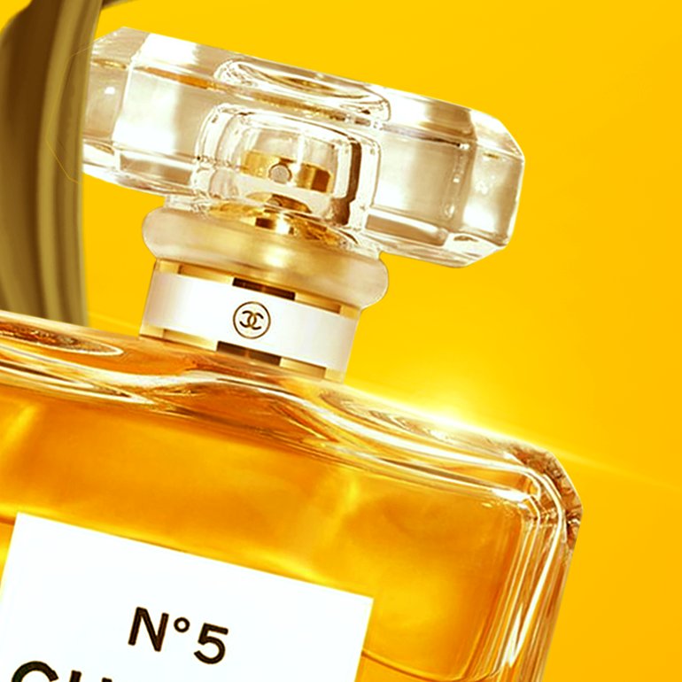 praizdit's tweet photo. Proud to share my latest project: a product poster for Chanel. Timeless, bold, and elegantโjust like the brand itself. ๐ค
Thoughts? #ChanelDesign #GraphicDesign #LuxuryBranding https://t.co/t35xWmBxNT