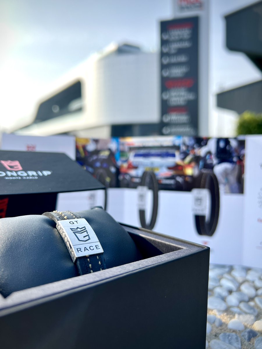 Our 2024 in 4 snapshots 📸

1) The GT Editions are back 🔥

2) The first MONGRIP VIP Experience at the Monaco GP 🇲🇨

3) Unveiling the Asphalt Collection 🇮🇹

4) Giancarlo Medici hands the MZ96 to Stefano Domenicali ✨