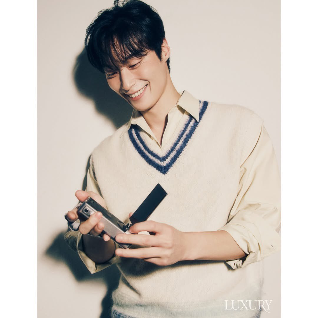 Huh .. (@Huhismine) / Posts / X