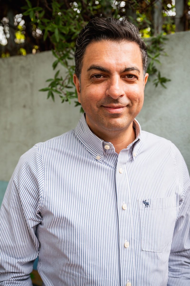 Meet Khal, one of our dedicated volunteers!

After 20+ years as a hedge fund manager, Khal now volunteers for various charities. A Rotherhithe resident, he’s inspired by the Brunel family’s engineering legacy and loves sharing the story of the Thames Tunnel with visitors!