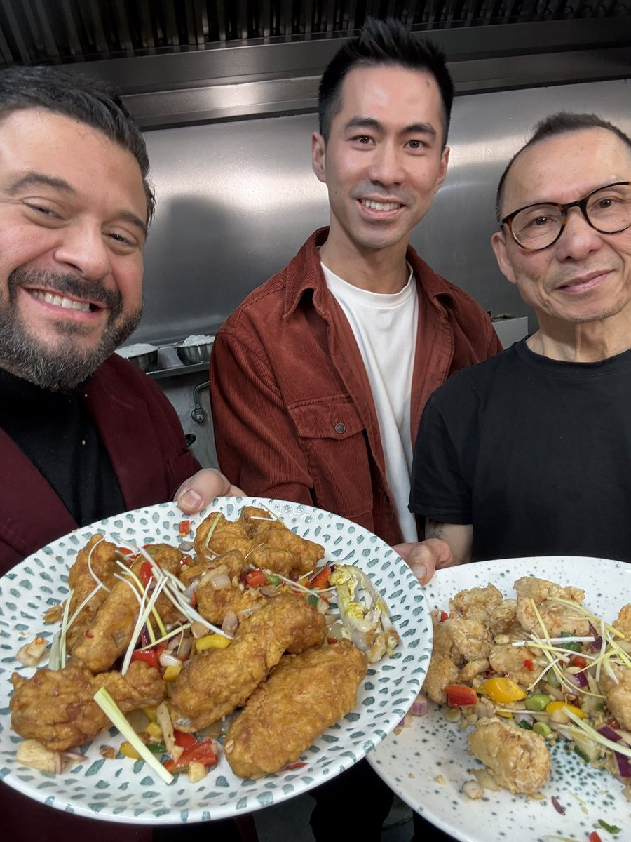 Adam Richman tweet media