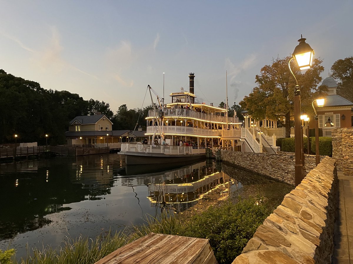 The main difference between a Disney park and an amusement park is it is centered around a specific theme and storyline to immerse guests. Meticulously designed areas, with attention to storytelling, architecture, attractions, decor and atmosphere. We shouldn’t lose this.